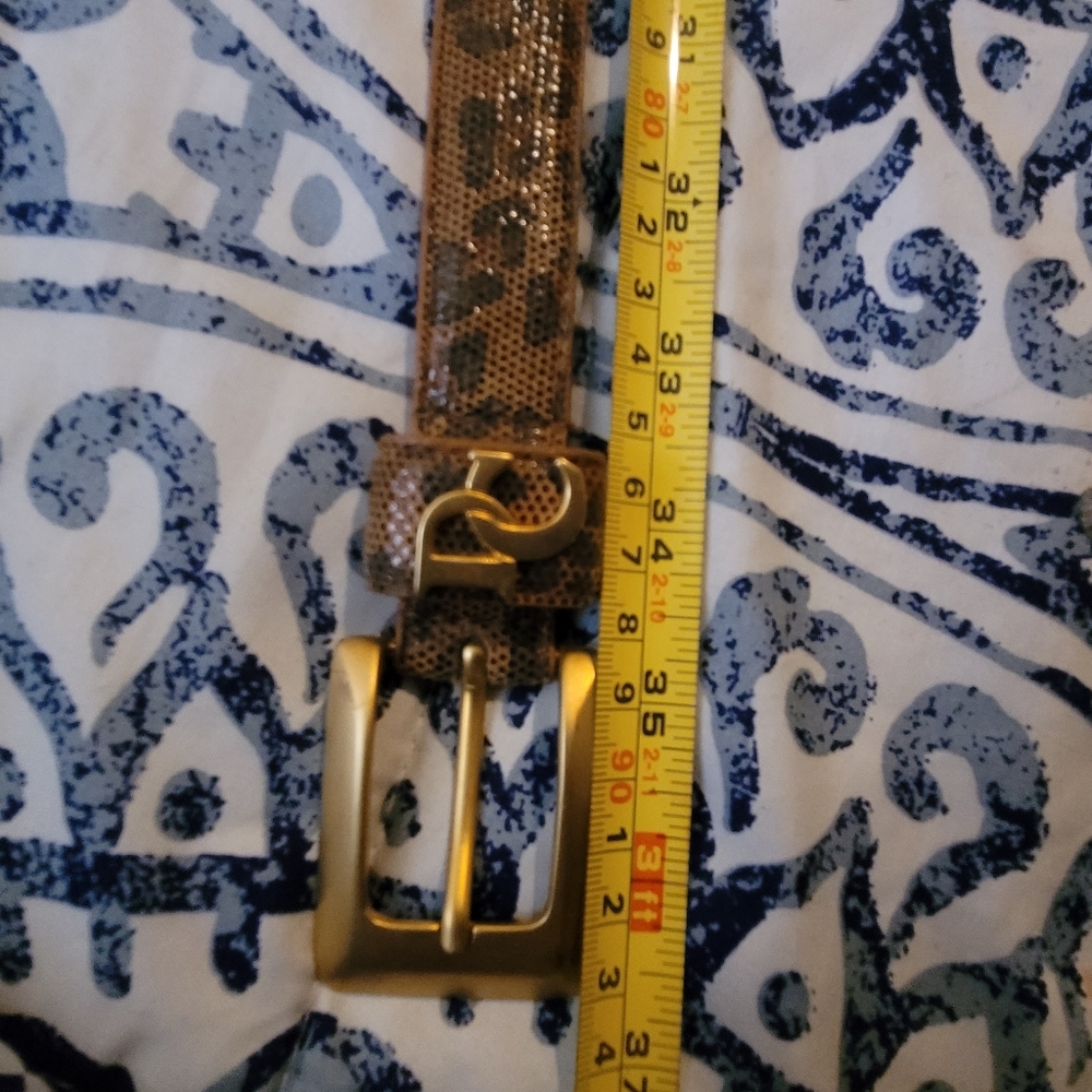 Sz. M. Diahann Carroll cheetah belt